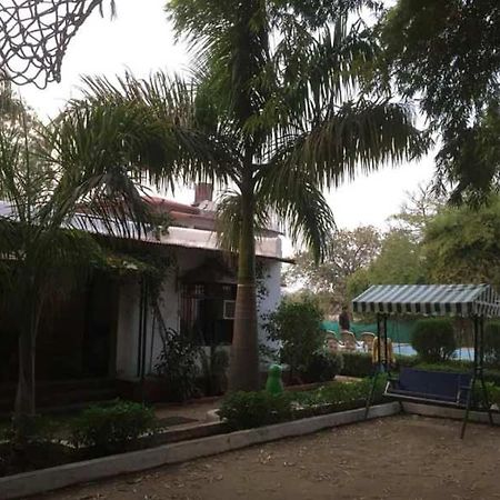 Golbro Tiger View Resort Tāla Exterior foto
